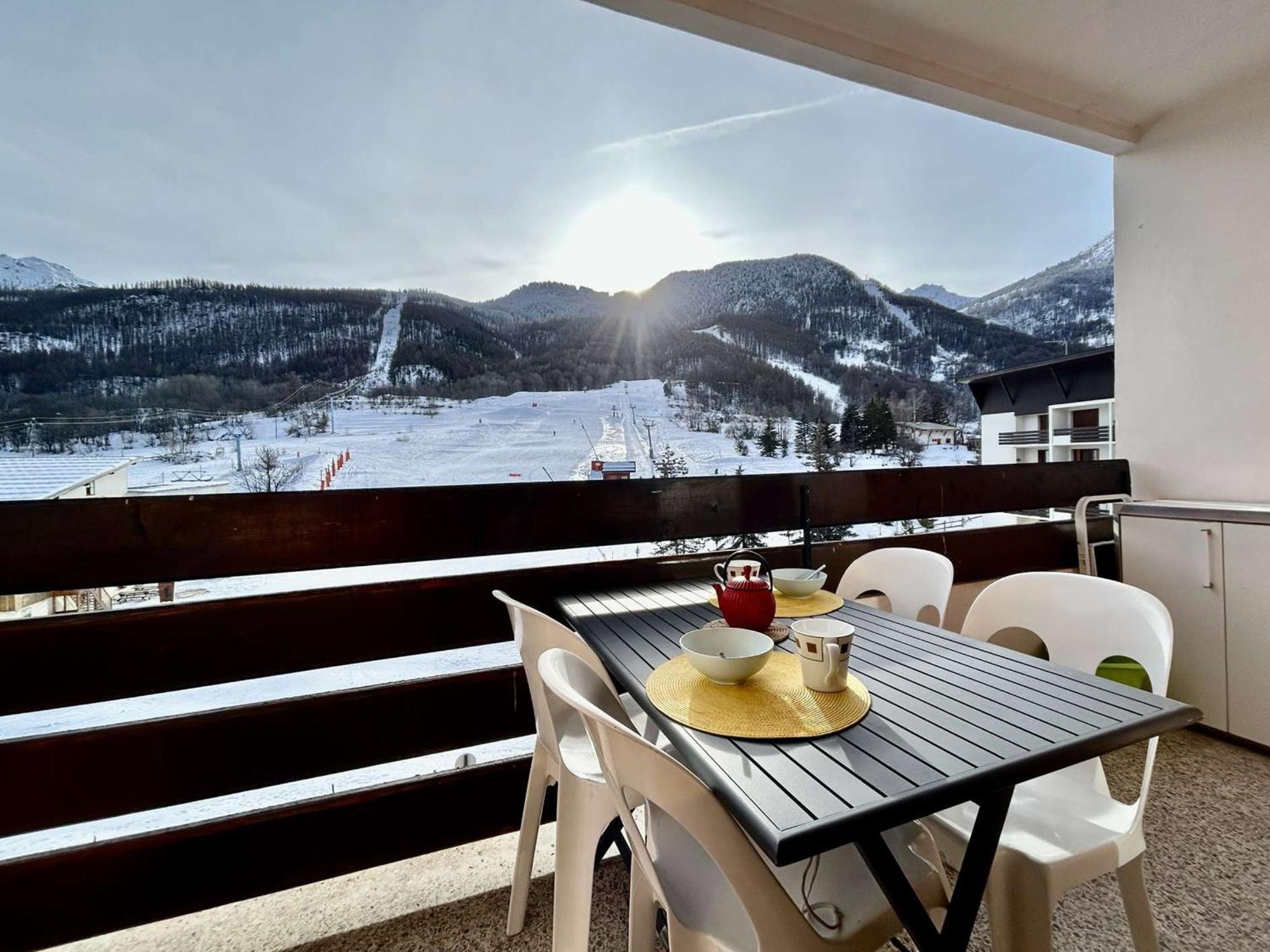 Studio Renove, 4 Couchages, Proche Pistes Et Commerces - Fr-1-330F-231 La Salle-les-Alpes Exterior photo